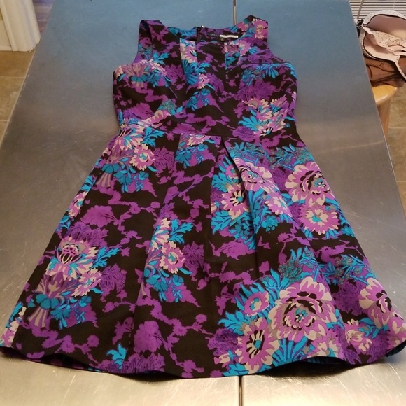 Plenty by Tracy Reese Dresses & Skirts - EUC floral dress
